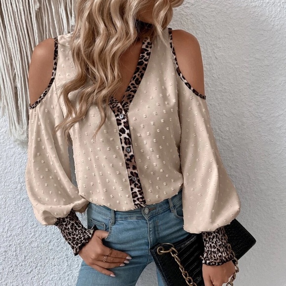 BellanBlue Tops - Boho Leopard Print Swiss Dot Blouse